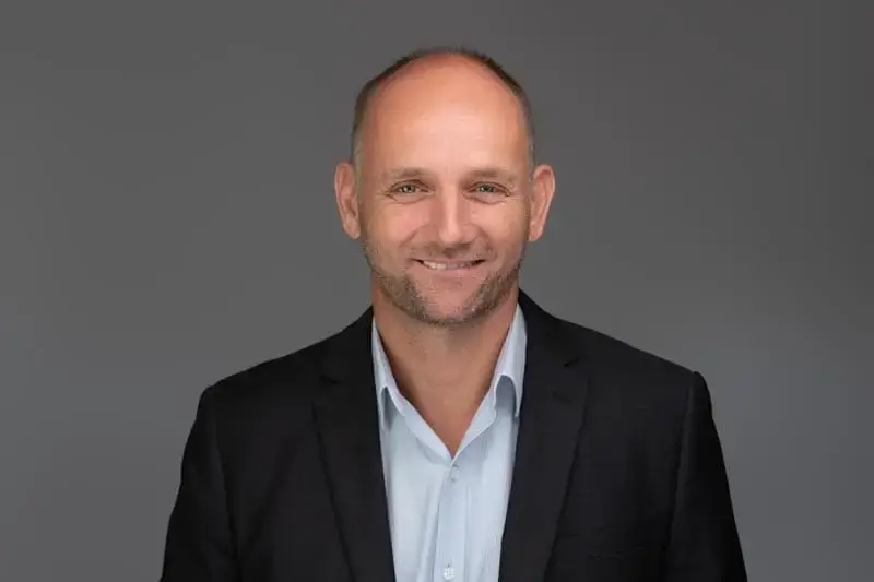 Corporate headshot Sydney, man in black blazer